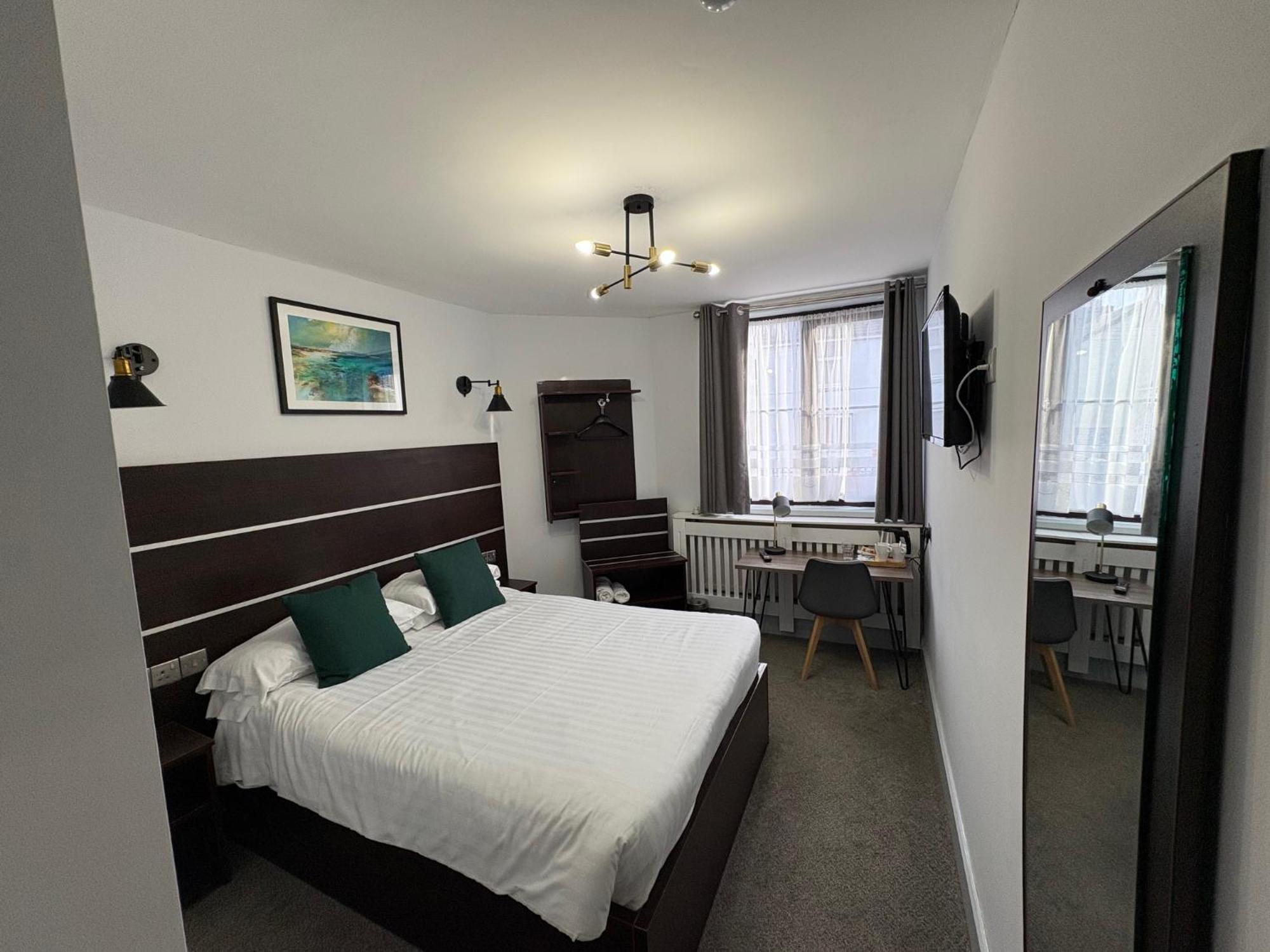 Best Western Ebbw Vale Zewnętrze zdjęcie